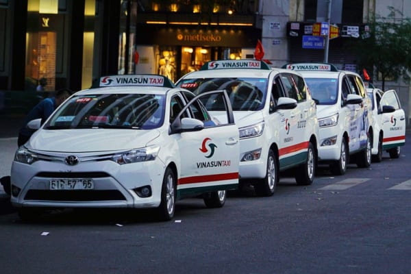 Taxi-Vinasun-Trang-bom